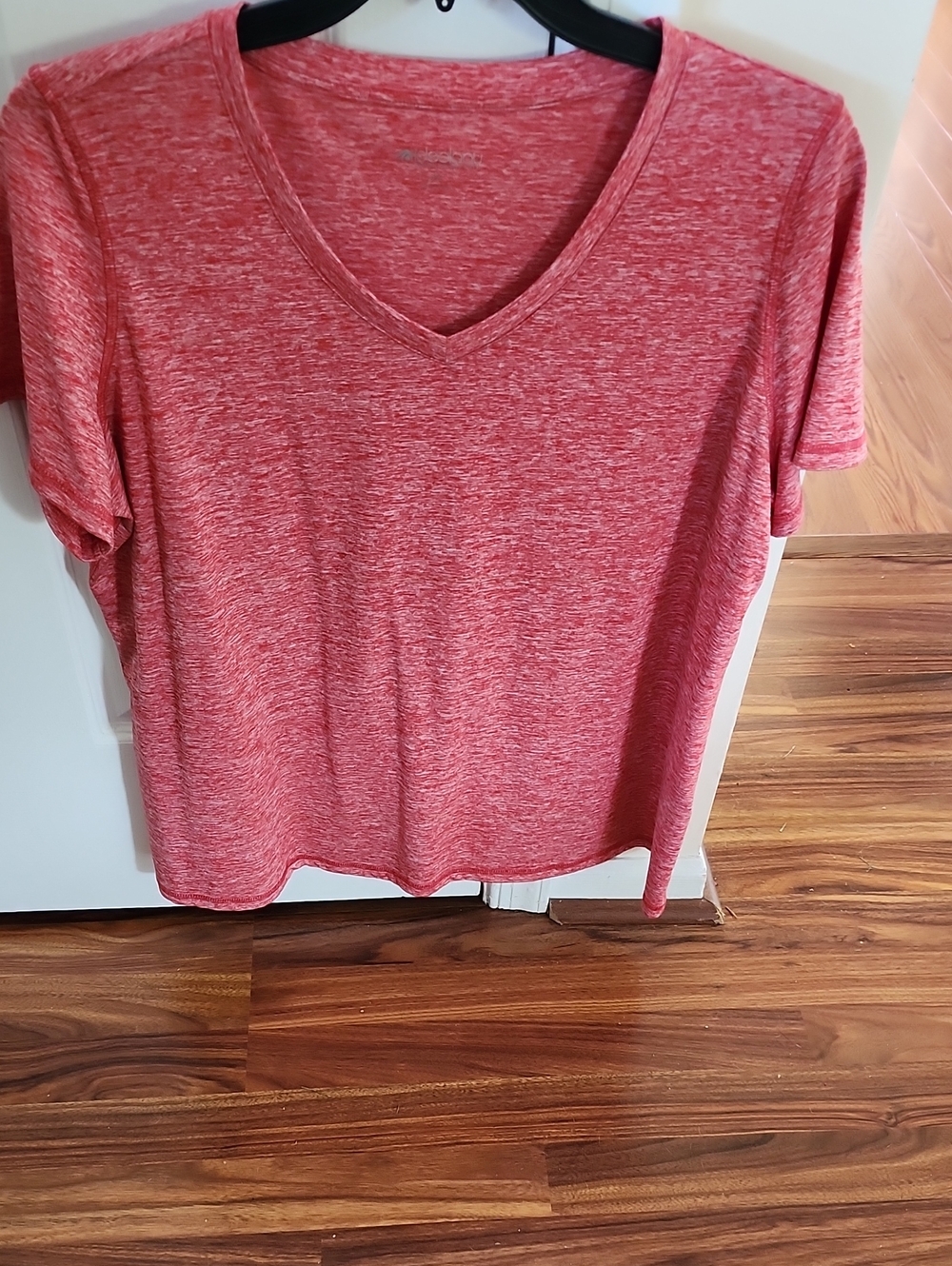 Ideology Heathered Coral Pink V-Neck Short Sleeve Tee